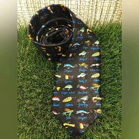 PURITAN Silk Fishing Lures Novelty Tie - Picture 4 of 6